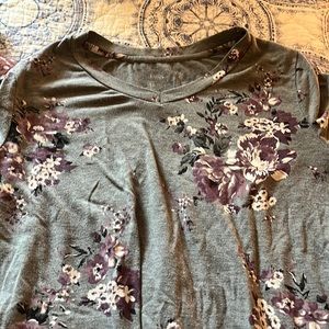 Latched mama boyfriend tee